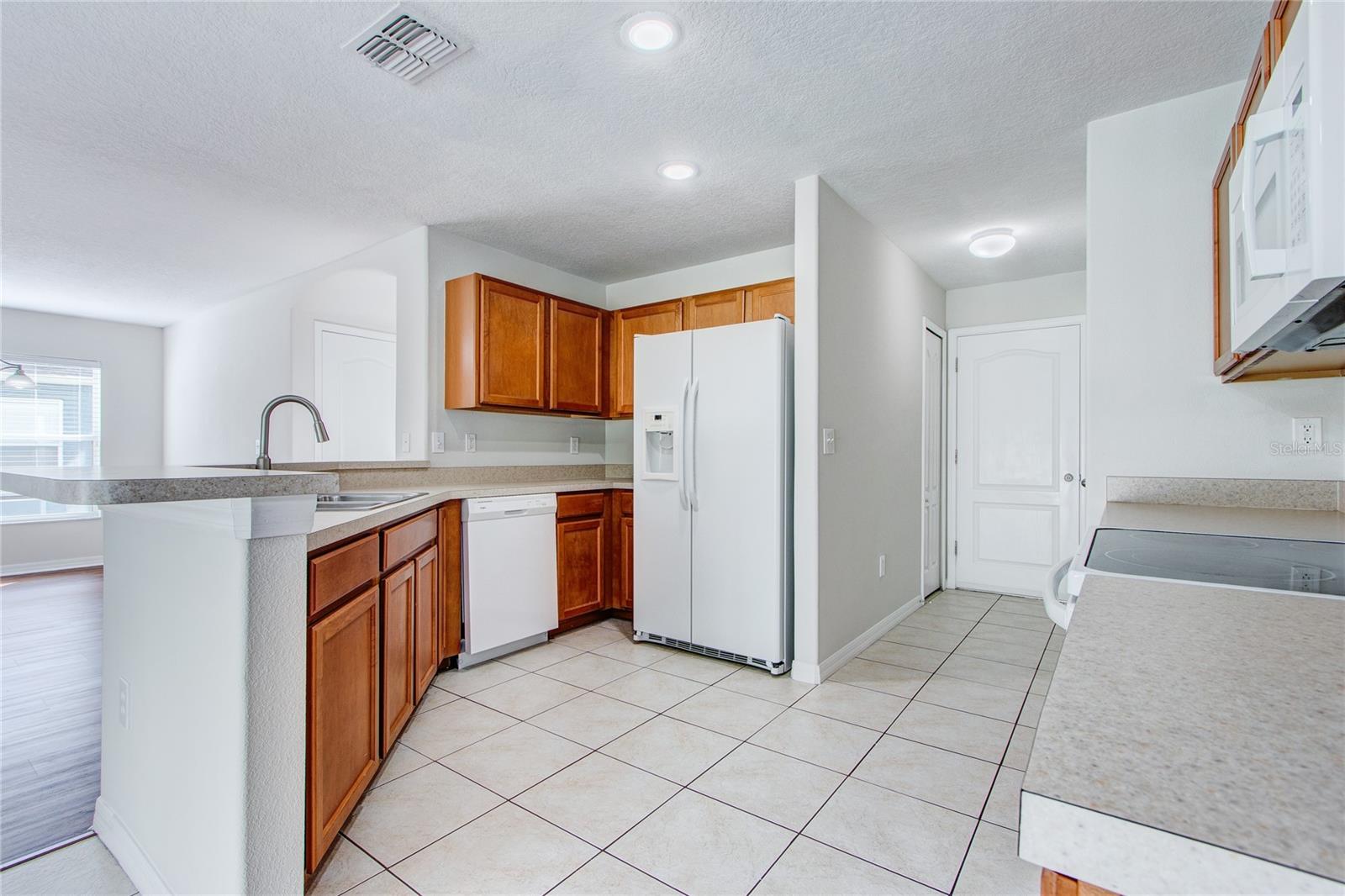 3323 WHITLEY BAY CT