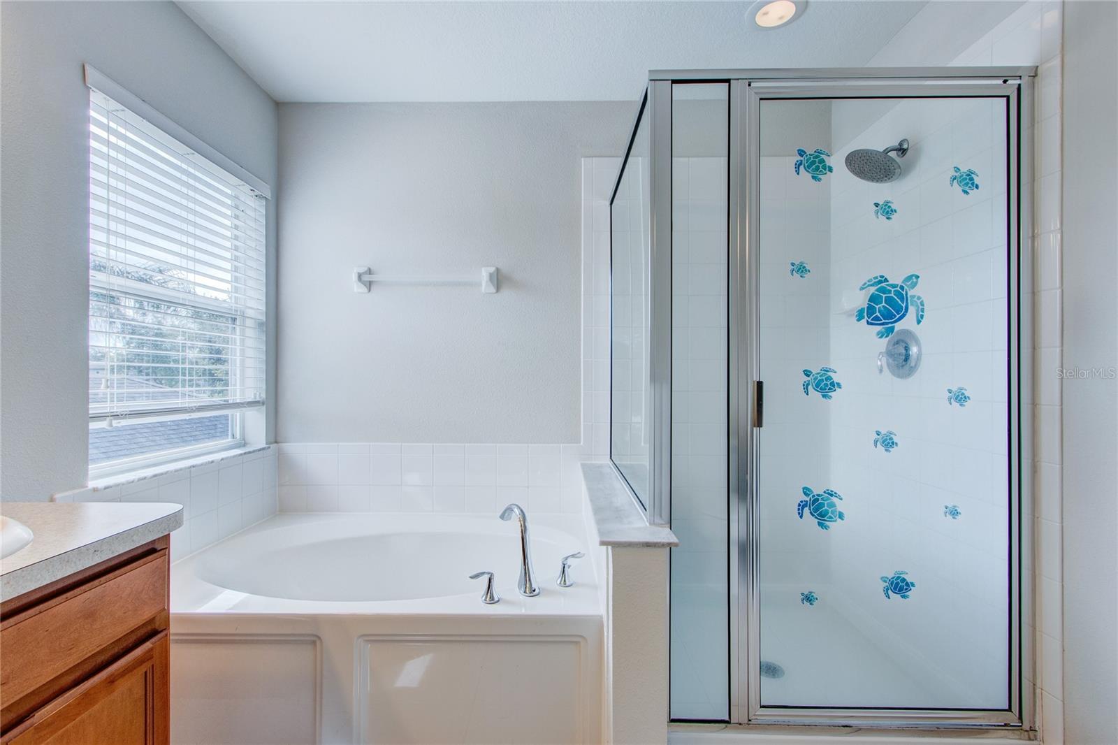 3323 WHITLEY BAY CT