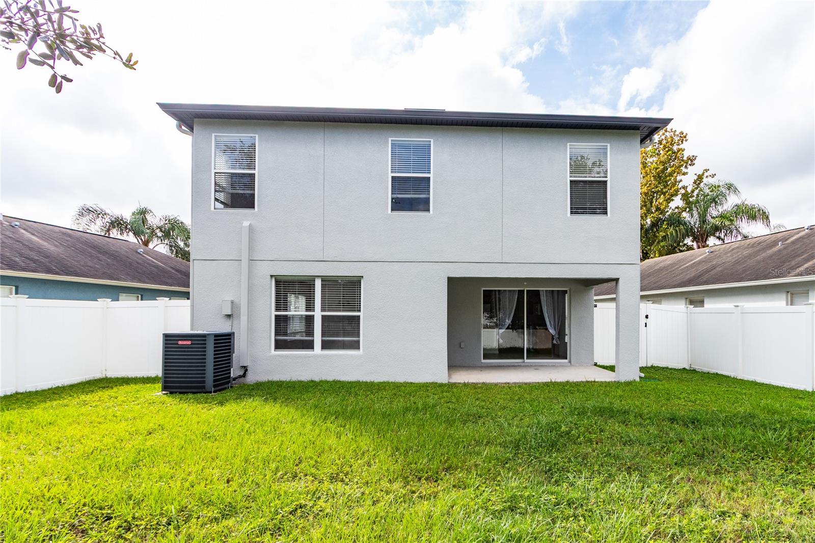3323 WHITLEY BAY CT