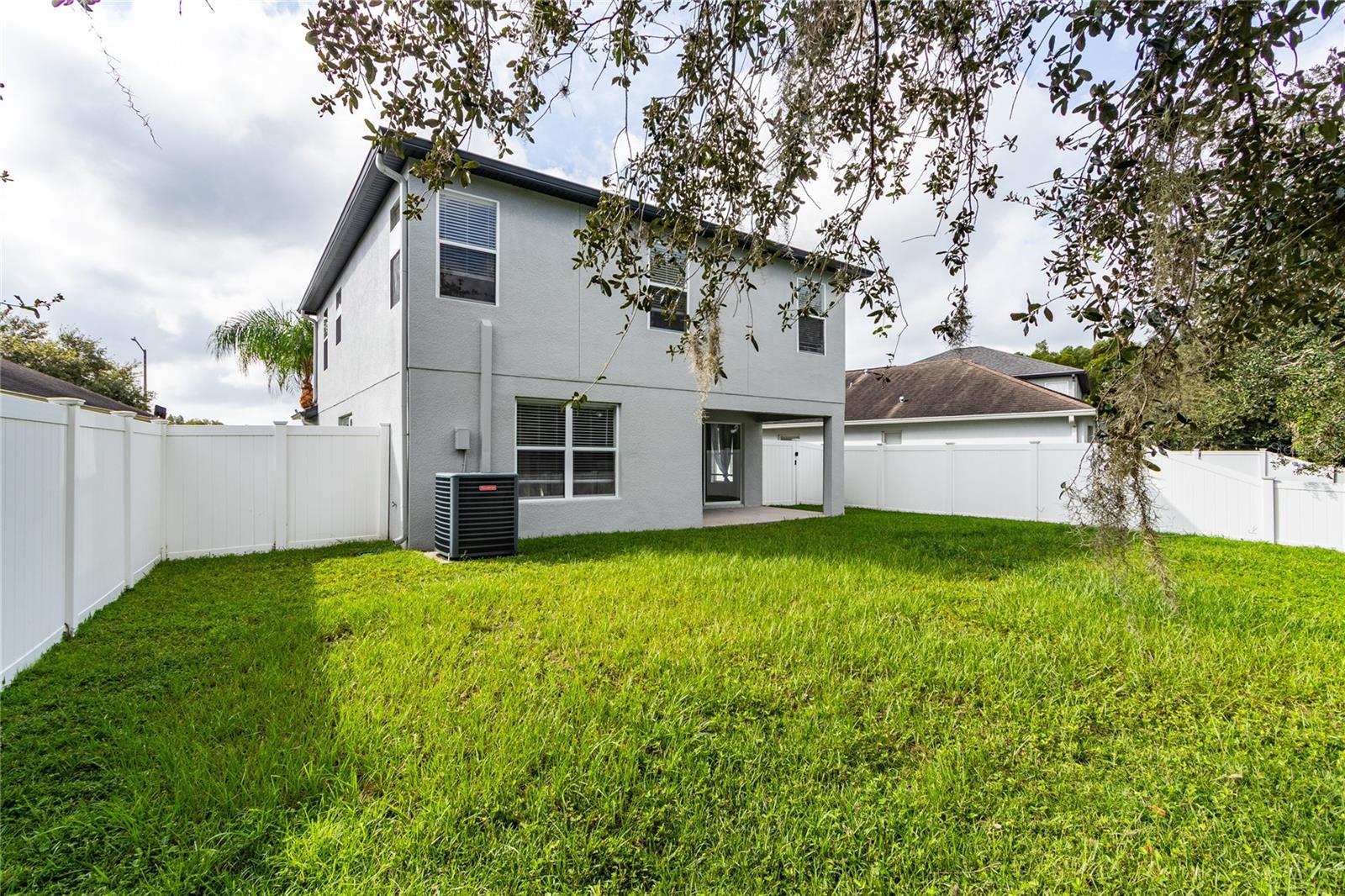 3323 WHITLEY BAY CT