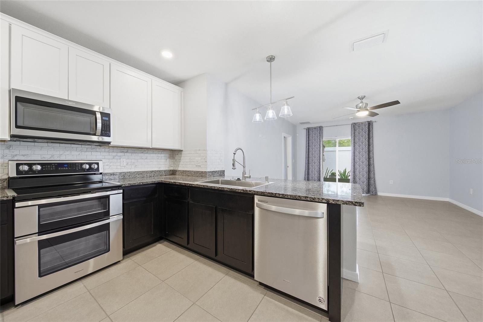 3102 SUNCOAST PLAINS DR