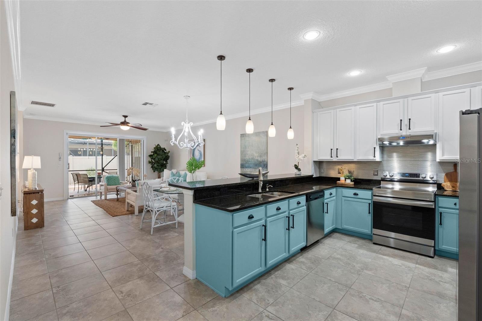 2232 PARROT FISH DR