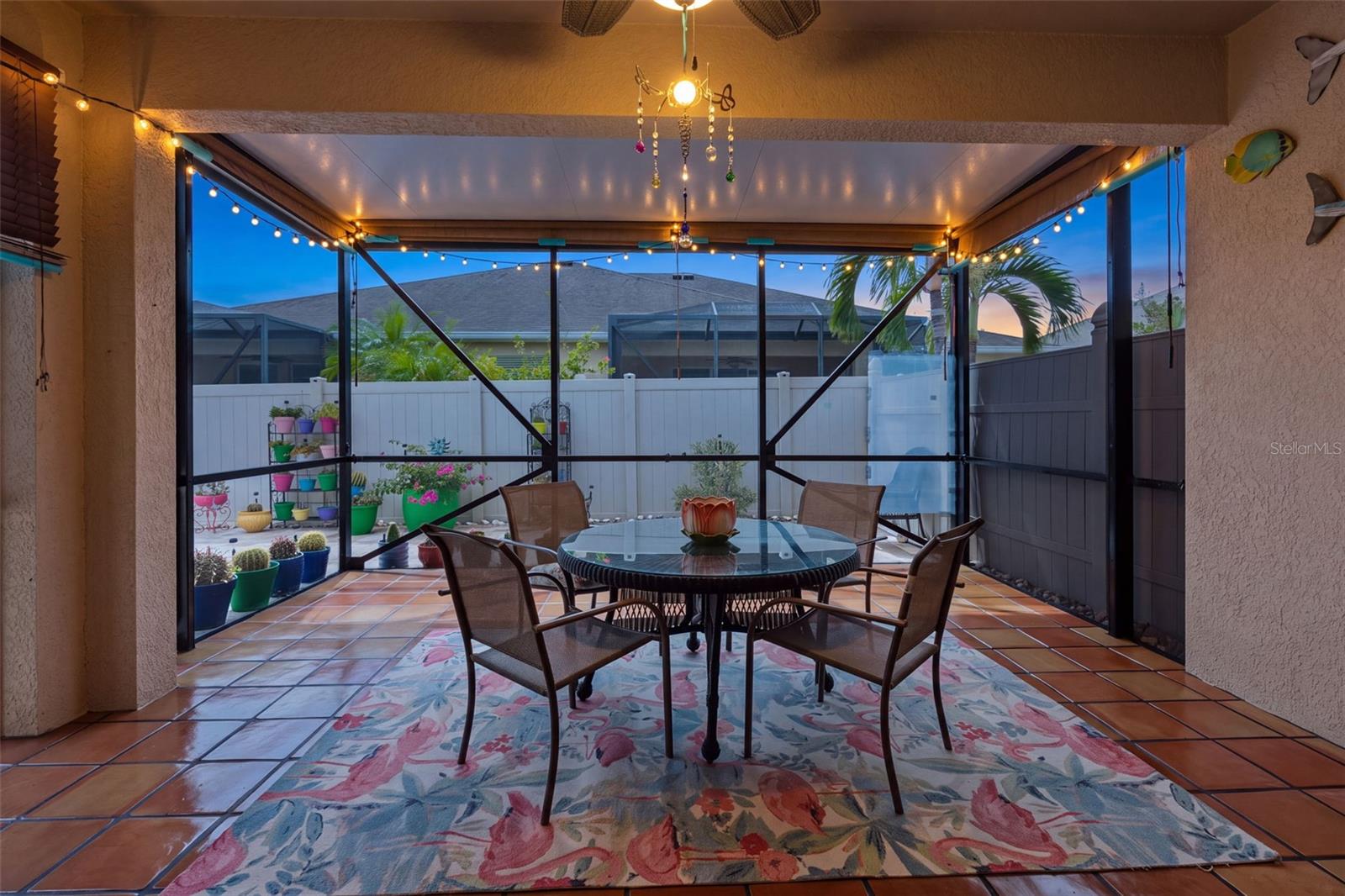 2232 PARROT FISH DR
