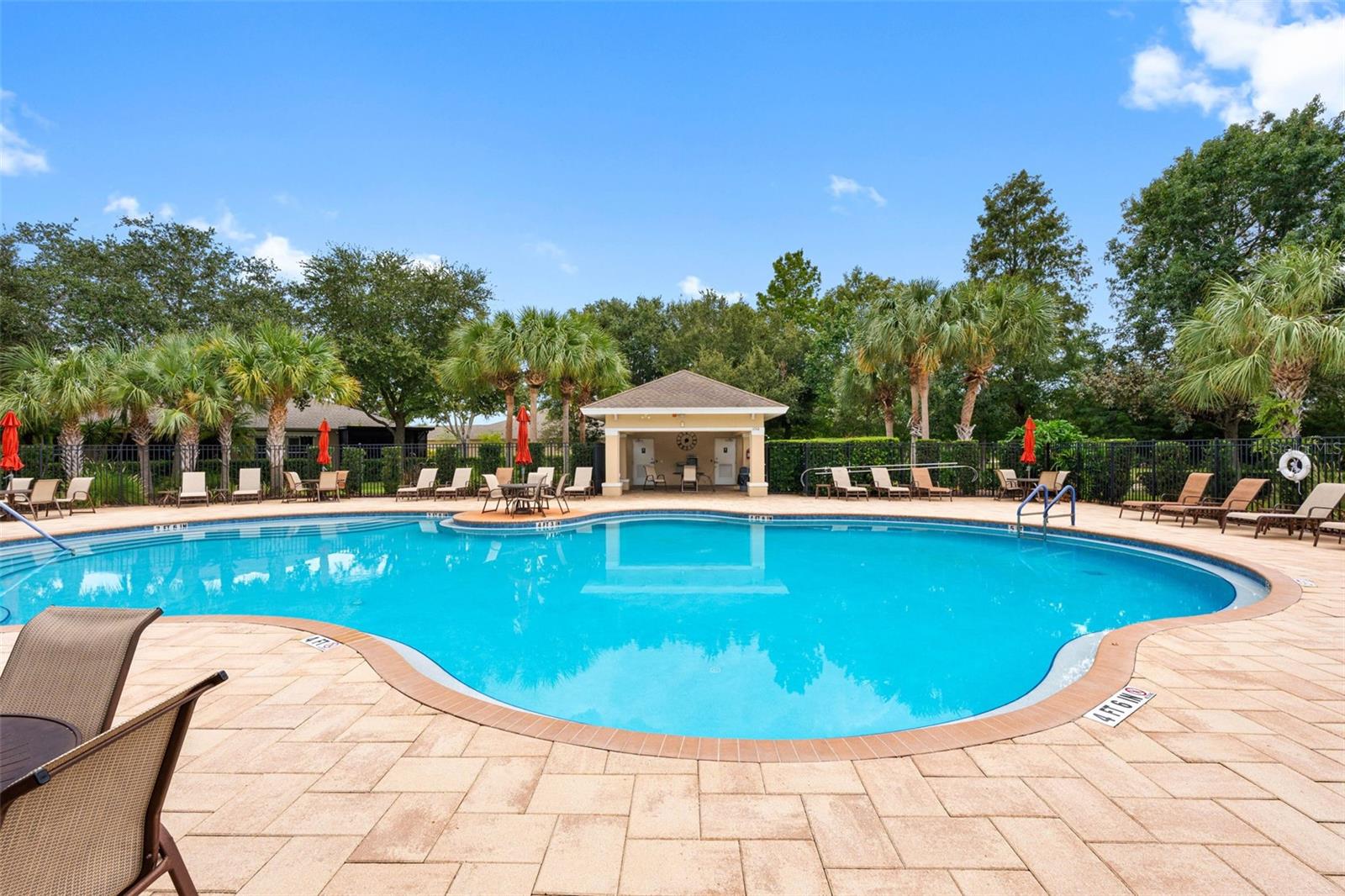 2232 PARROT FISH DR