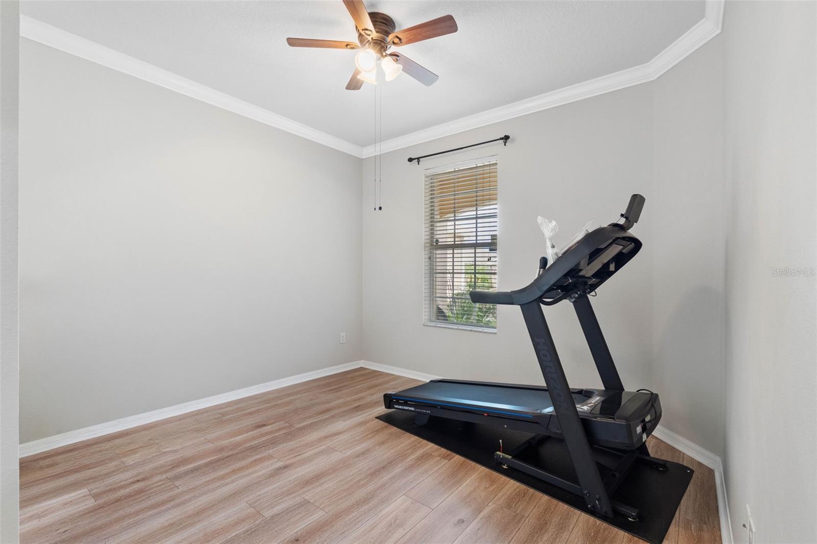 2232 PARROT FISH DR