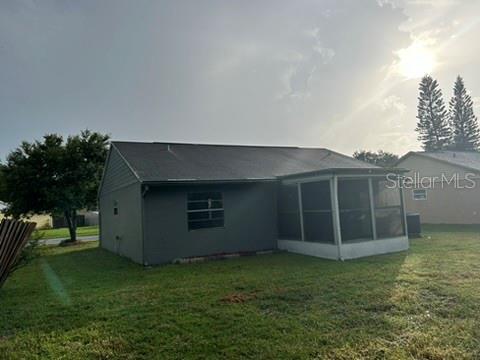 7607 COMO DR