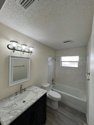 7607 COMO DR
