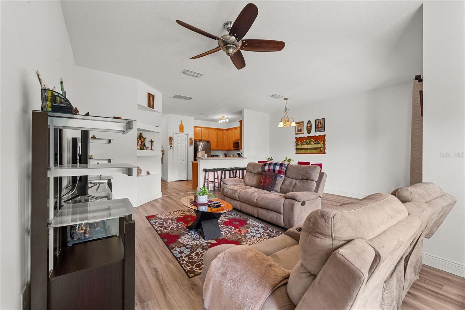 9237 RIVER ROCK LN