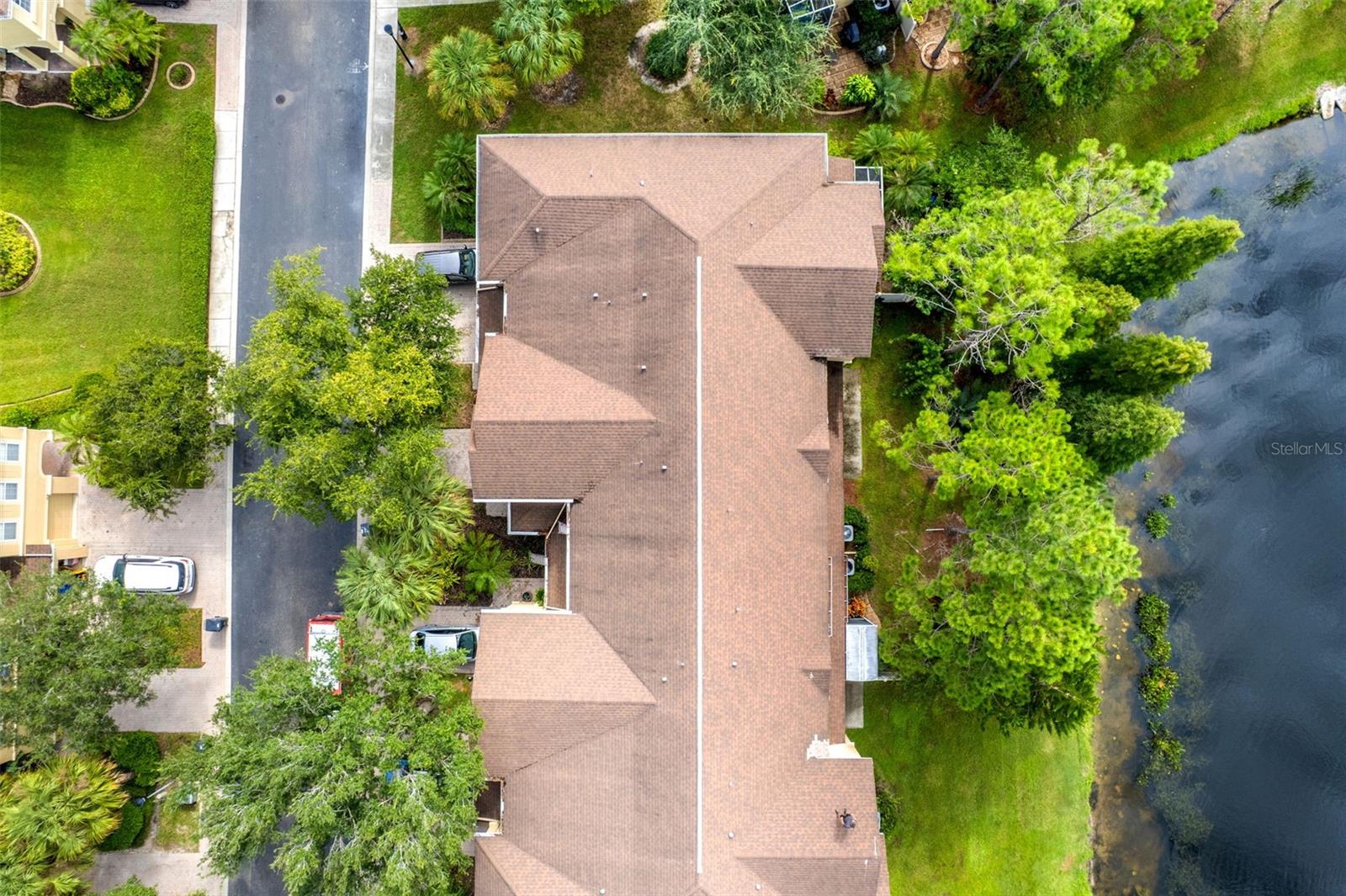 9237 RIVER ROCK LN