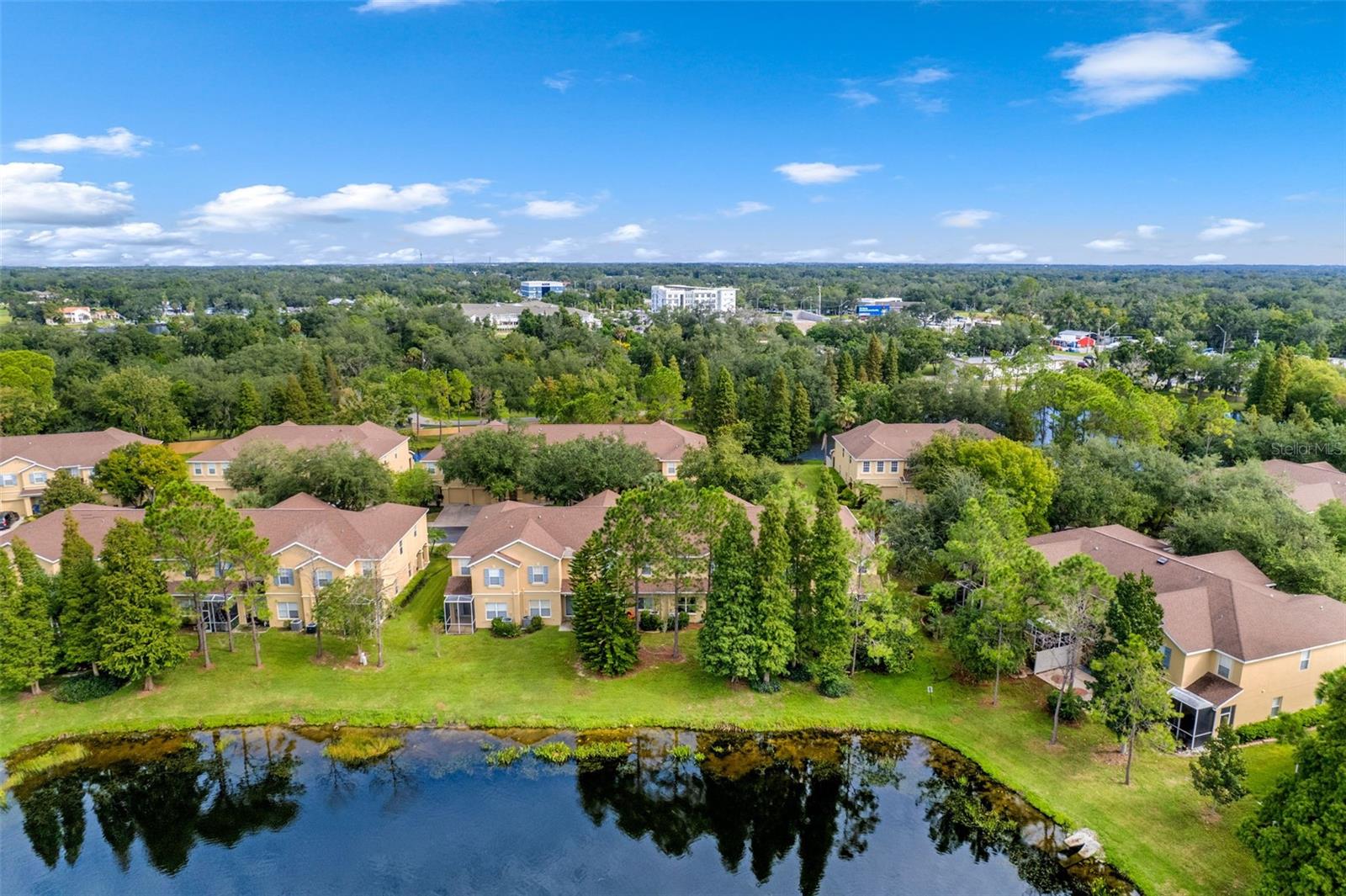 9237 RIVER ROCK LN