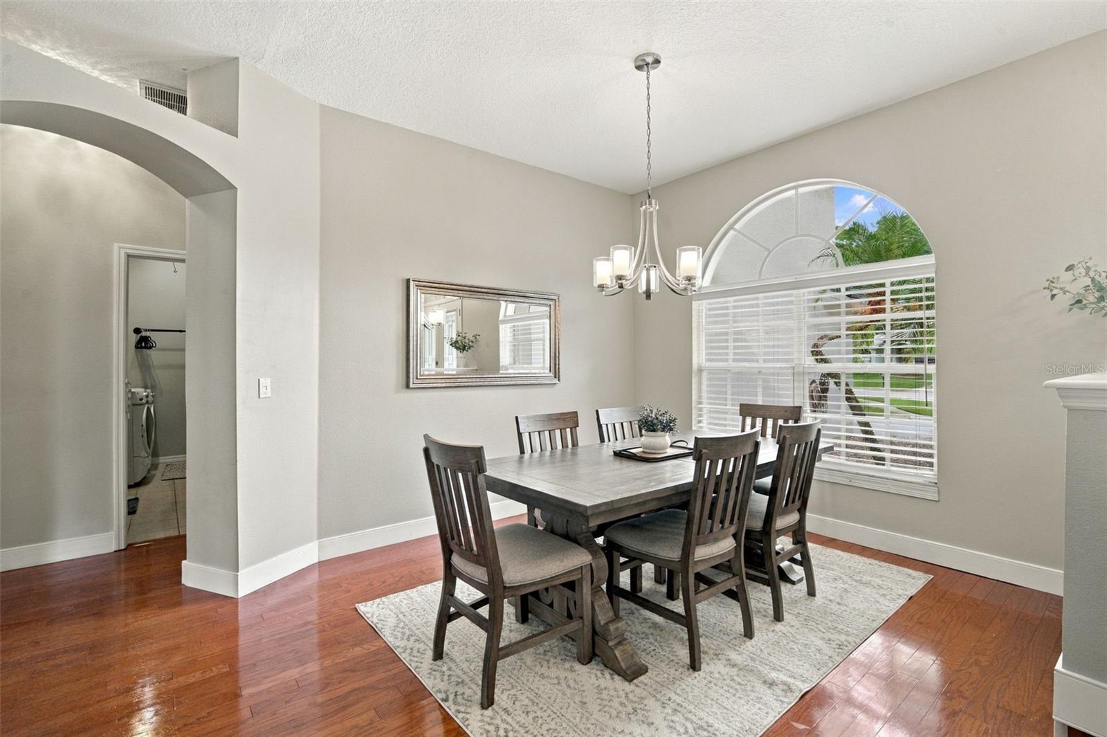 721 FAYETTE PL