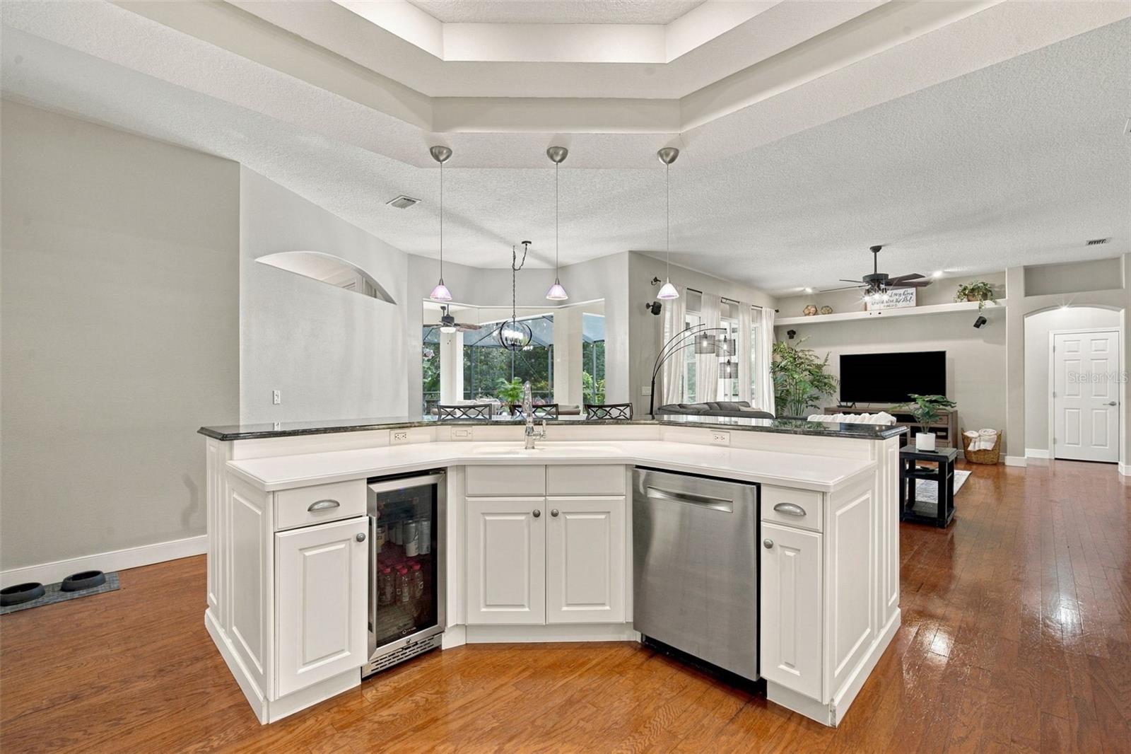 721 FAYETTE PL