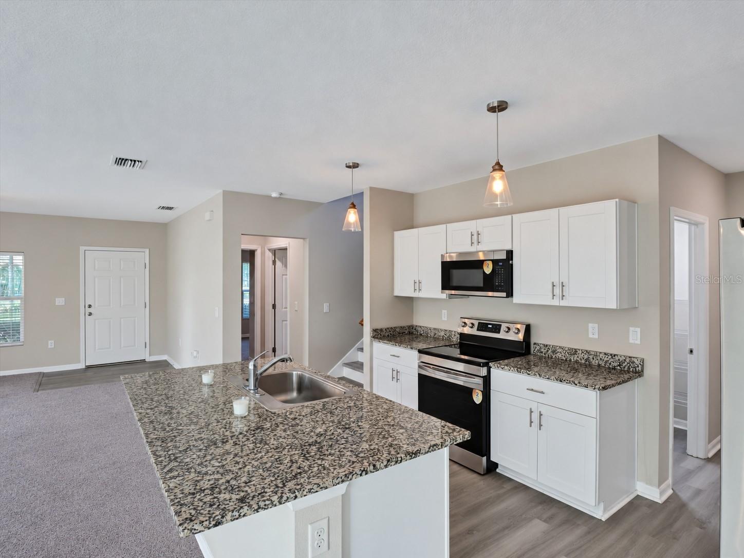 13018 BOGGY CREEK DR