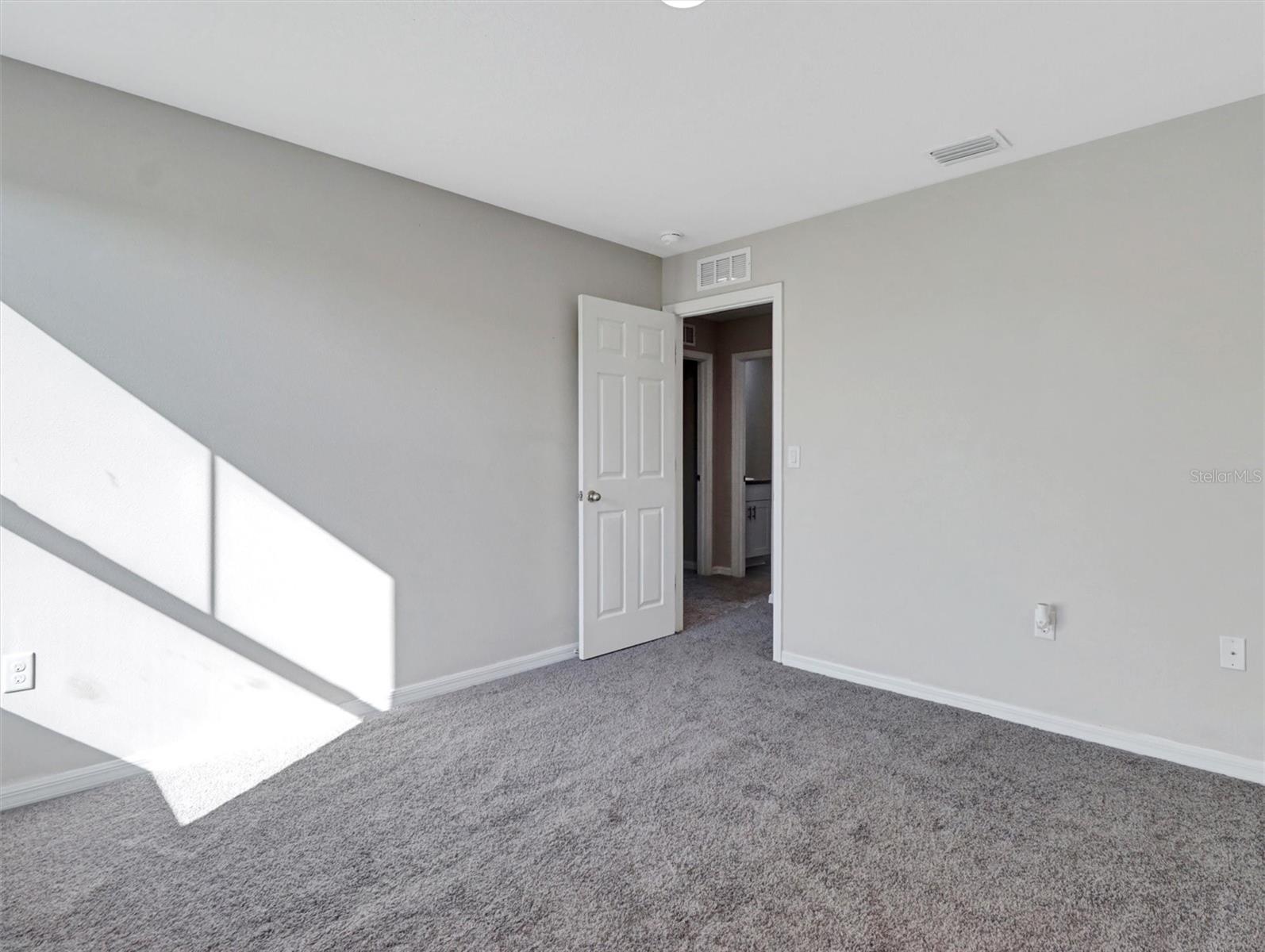 13018 BOGGY CREEK DR