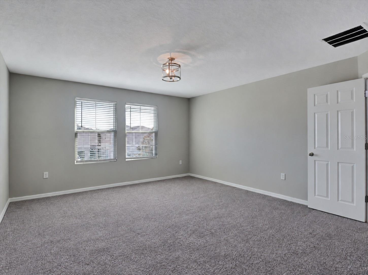 13018 BOGGY CREEK DR