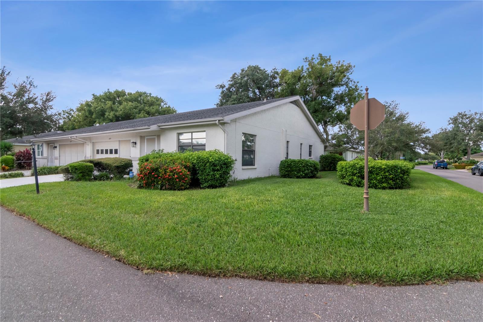 2630 LANCASTER DR