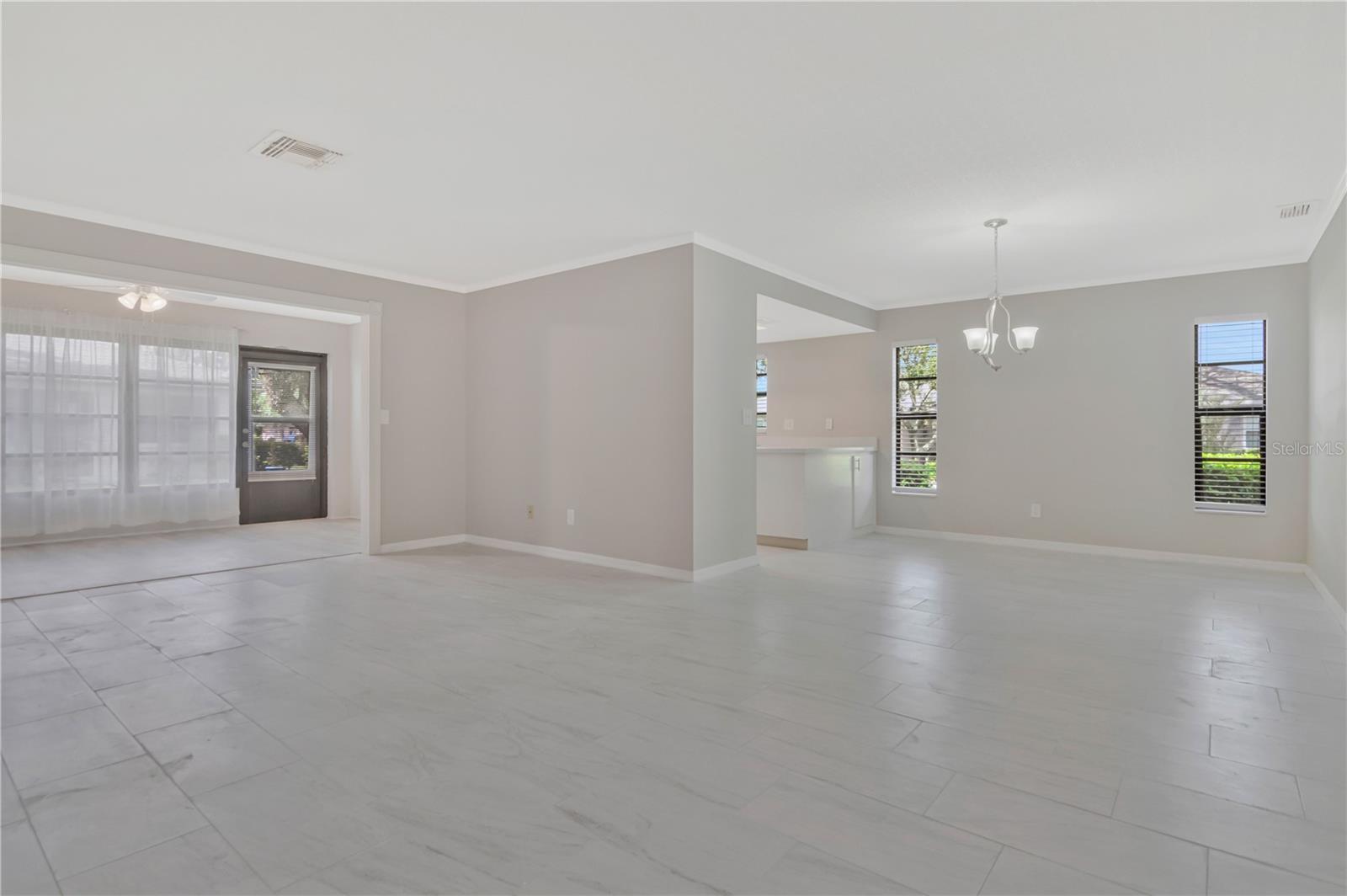 2630 LANCASTER DR