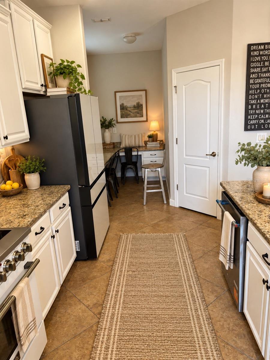 19421 PADDOCK VIEW DR