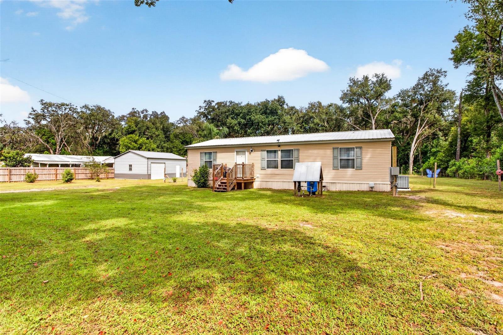 39607 Louise Dr, Zephyrhills