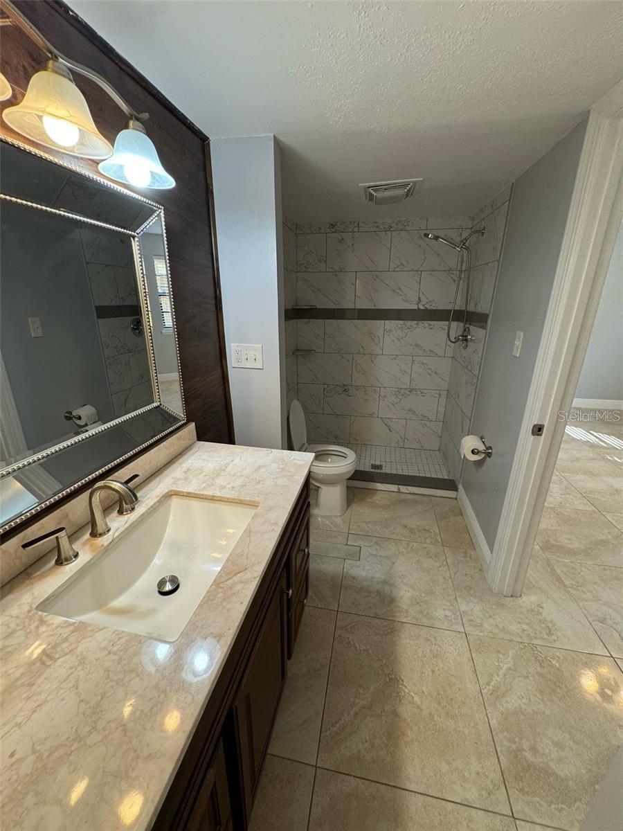 7517 CAMARINA CALLE