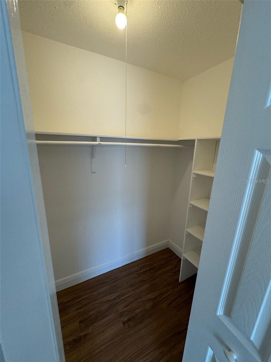 7517 CAMARINA CALLE