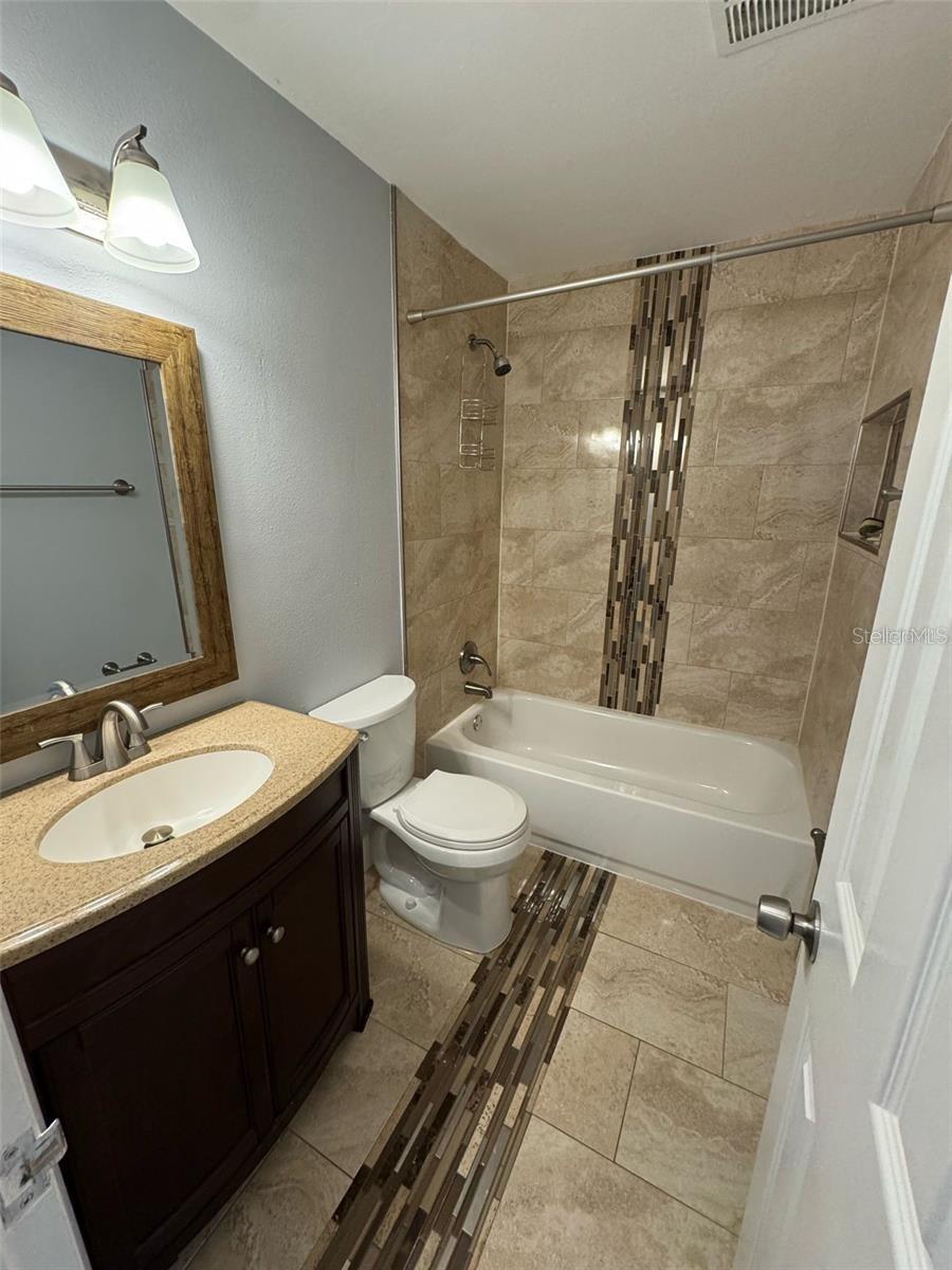 7517 CAMARINA CALLE
