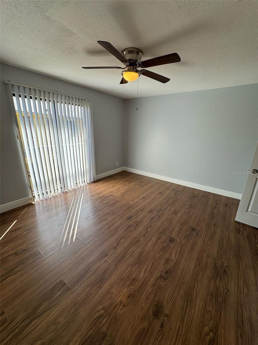7517 CAMARINA CALLE