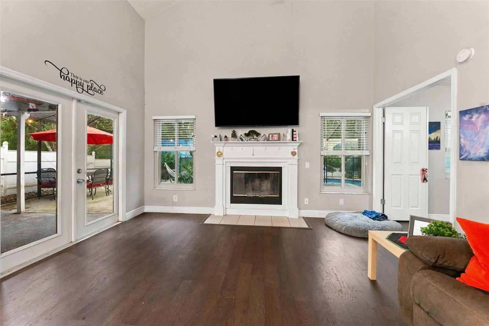 1621 SPINNING WHEEL DR