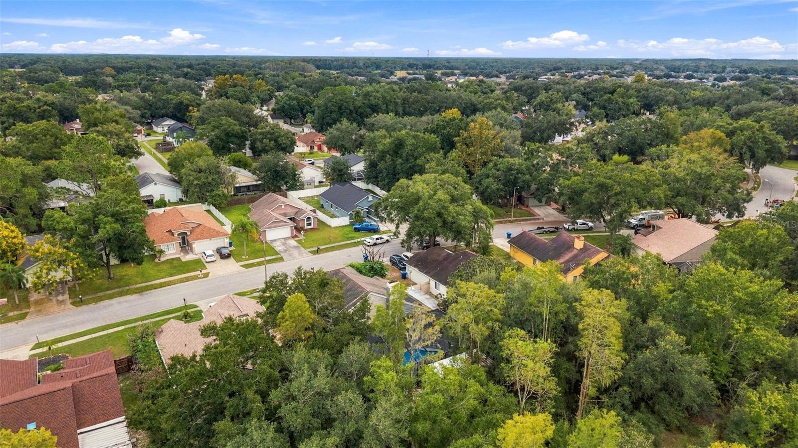 1621 SPINNING WHEEL DR