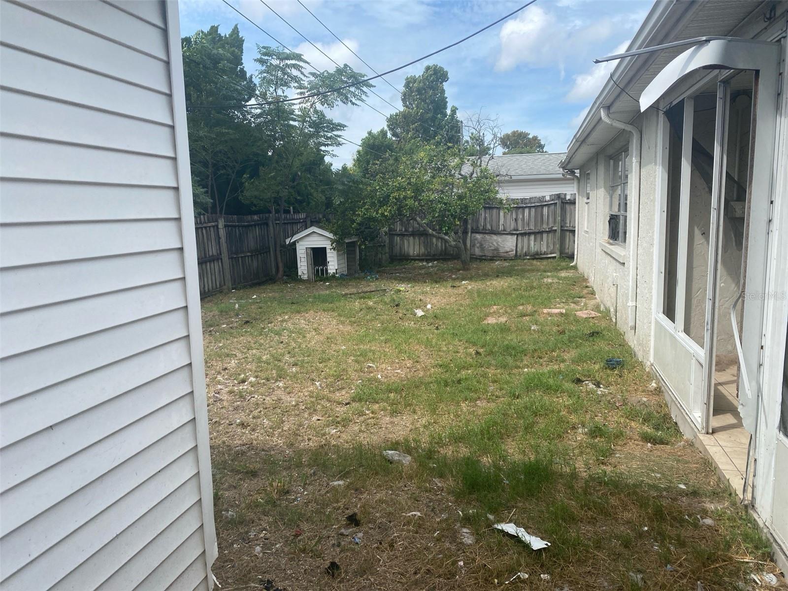 7600 TOPAY LN