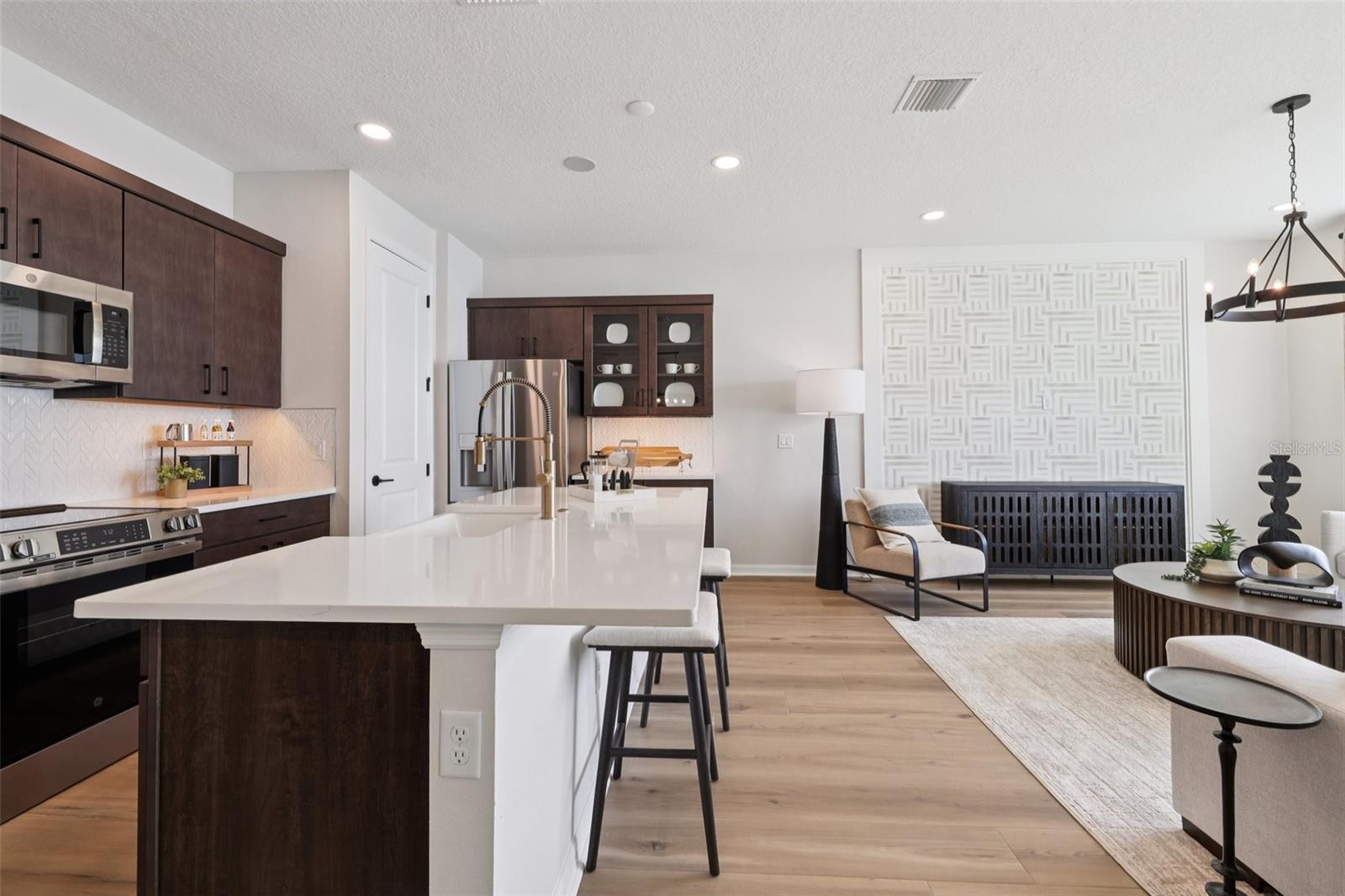 11136 TIDEPOOL CT