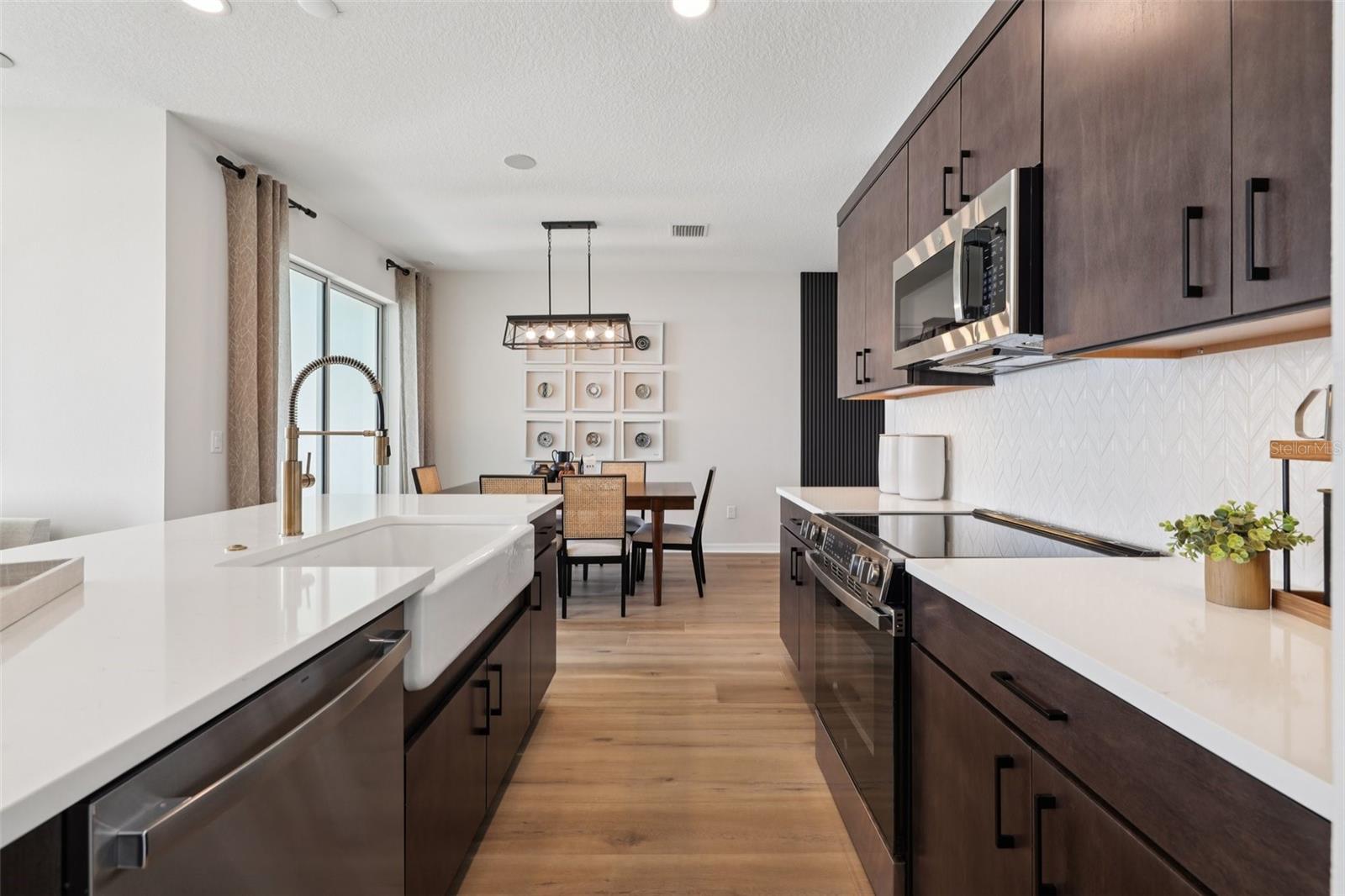 11136 TIDEPOOL CT