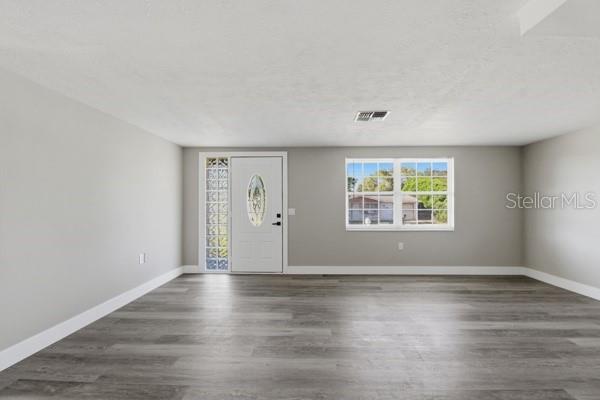 7401 COUNTRY CLUB DR