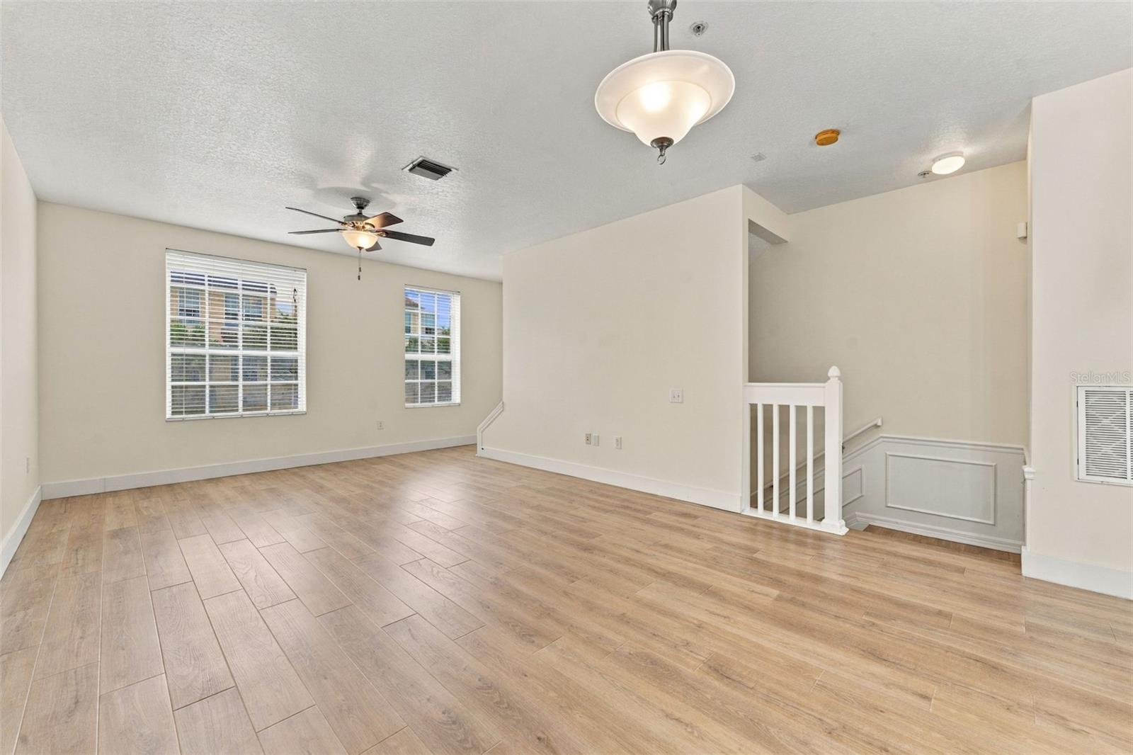 3121 BAYSHORE OAKS DR