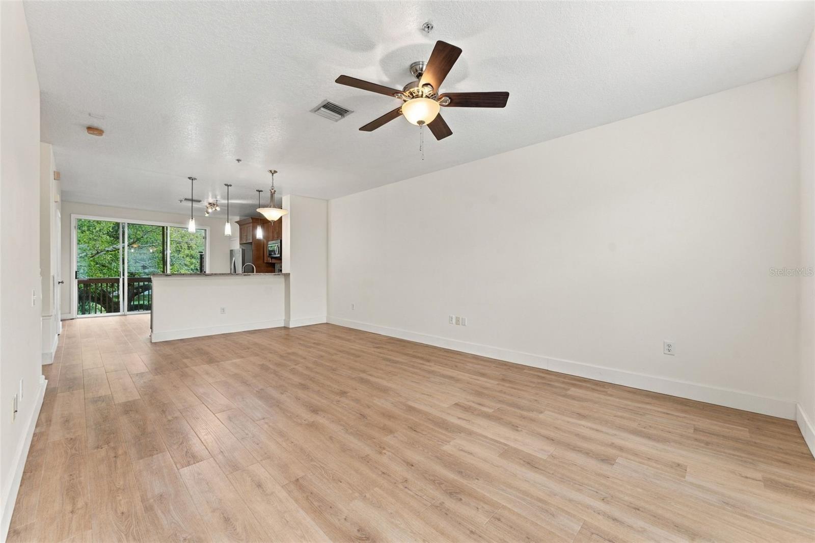 3121 BAYSHORE OAKS DR