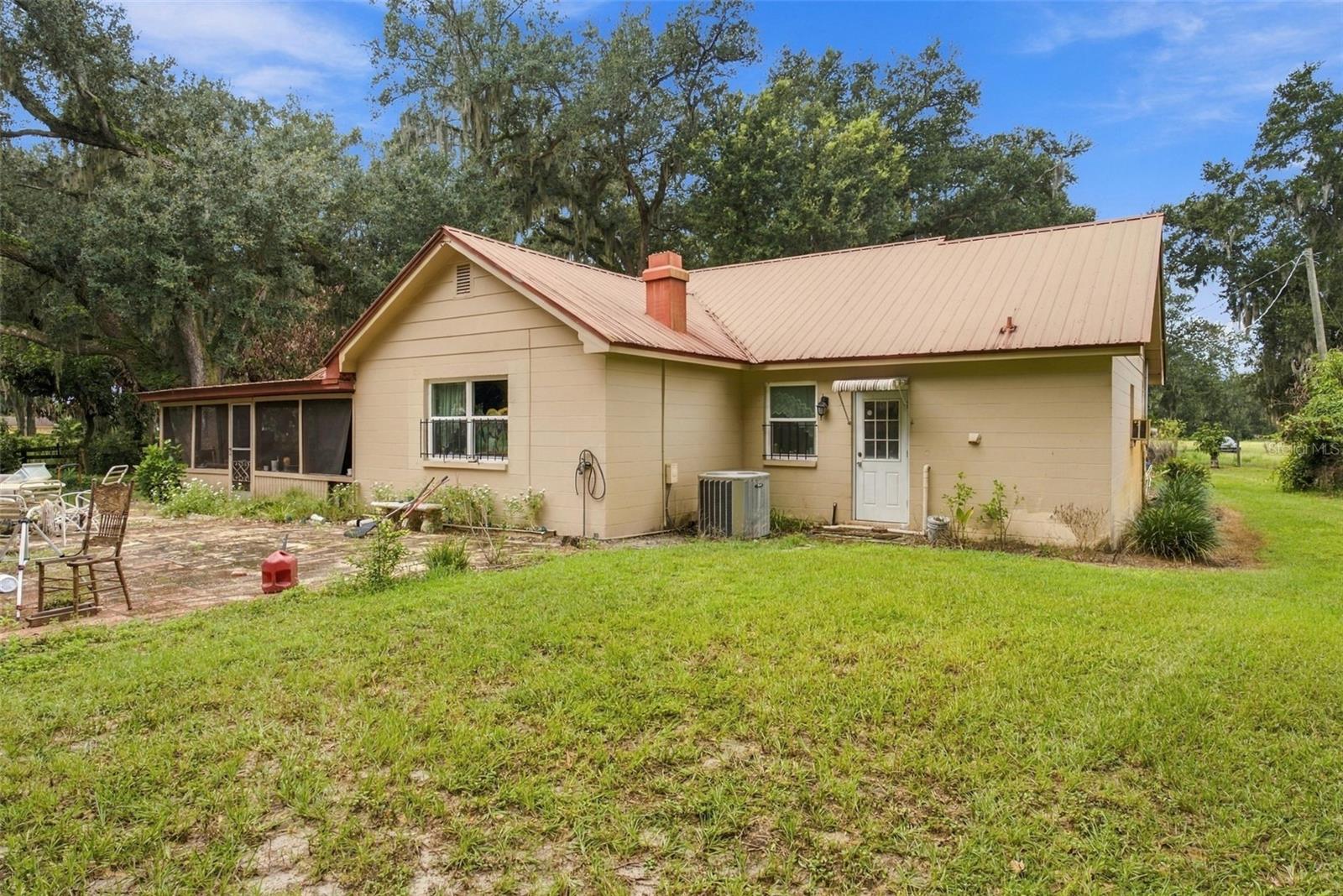 2647 MCINTOSH RD