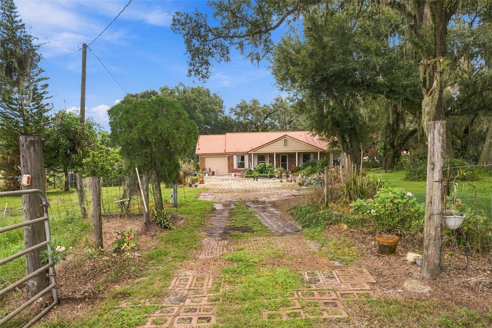 2647 MCINTOSH RD