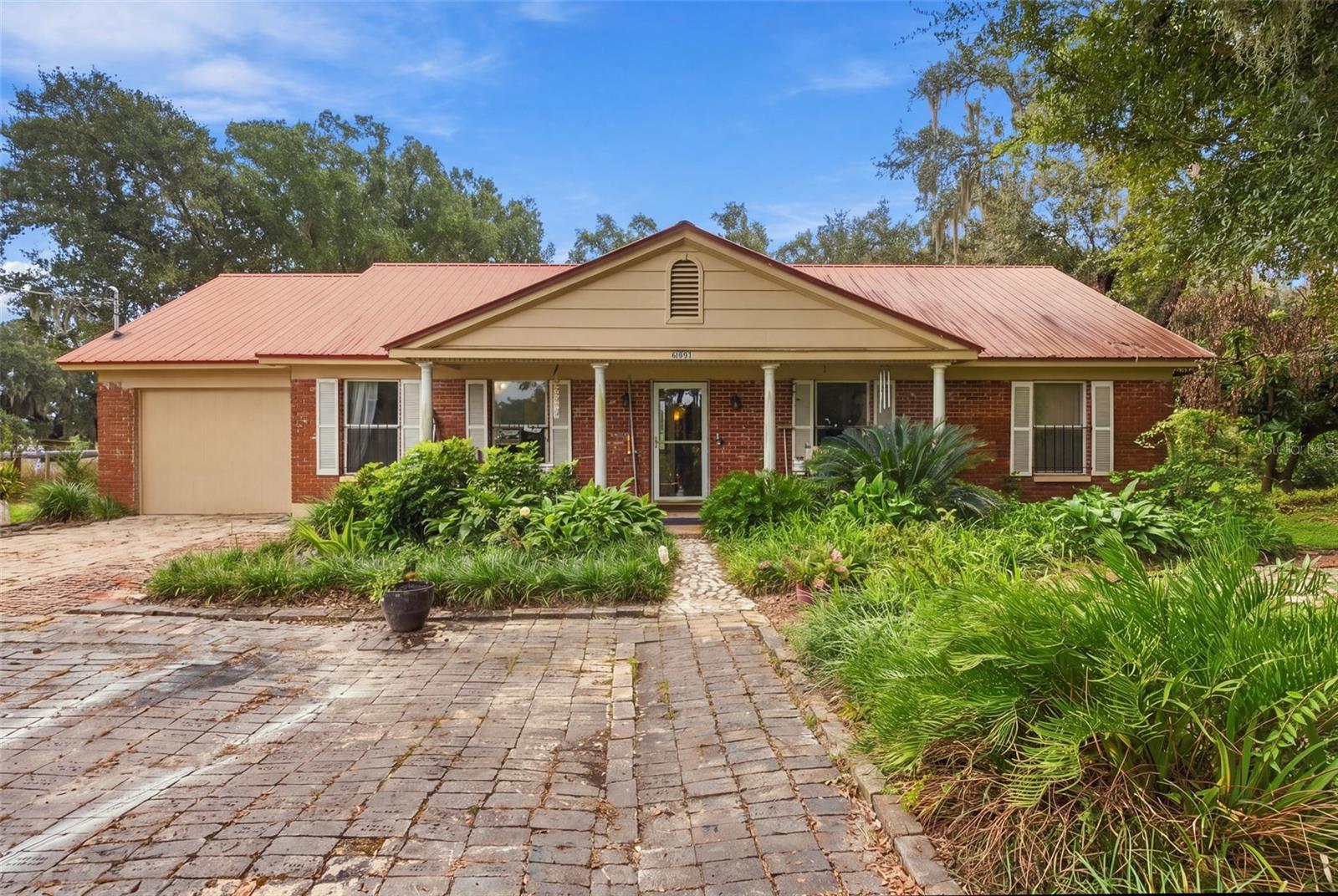 2647 MCINTOSH RD