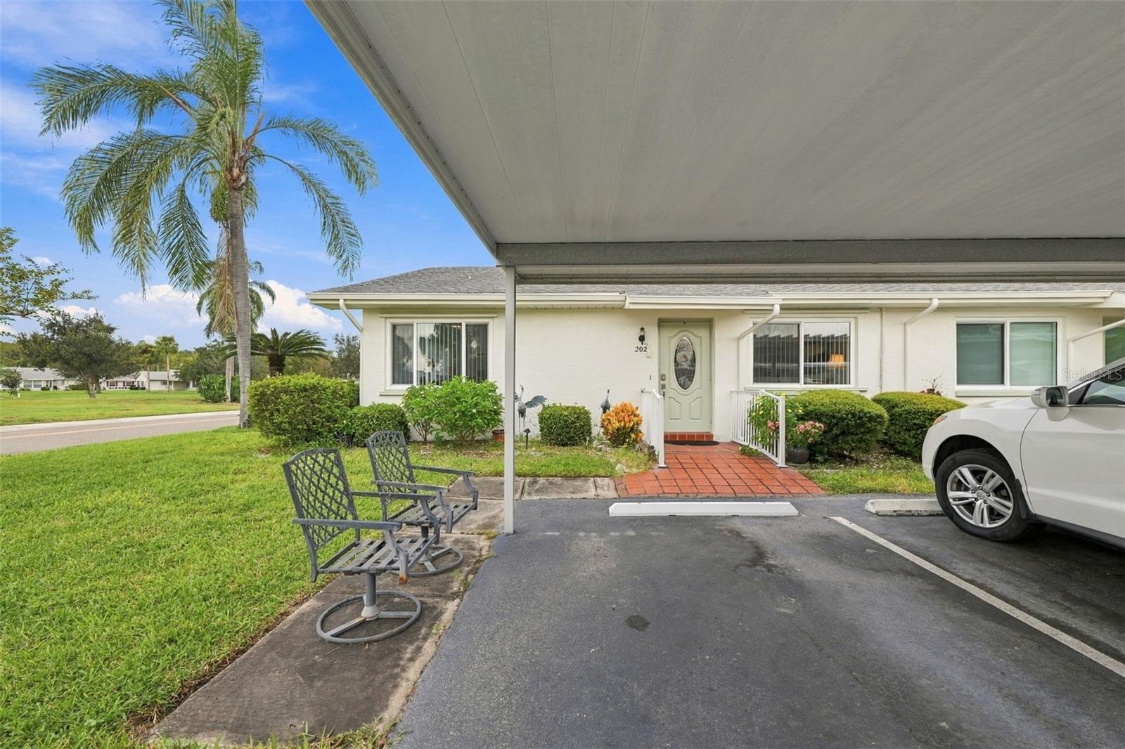 202 GLOUCESTER BLVD #357