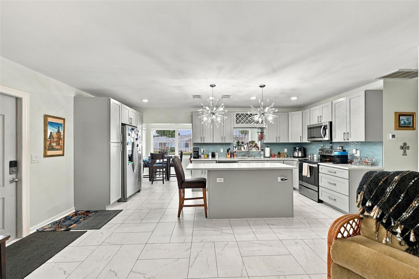 202 GLOUCESTER BLVD #357