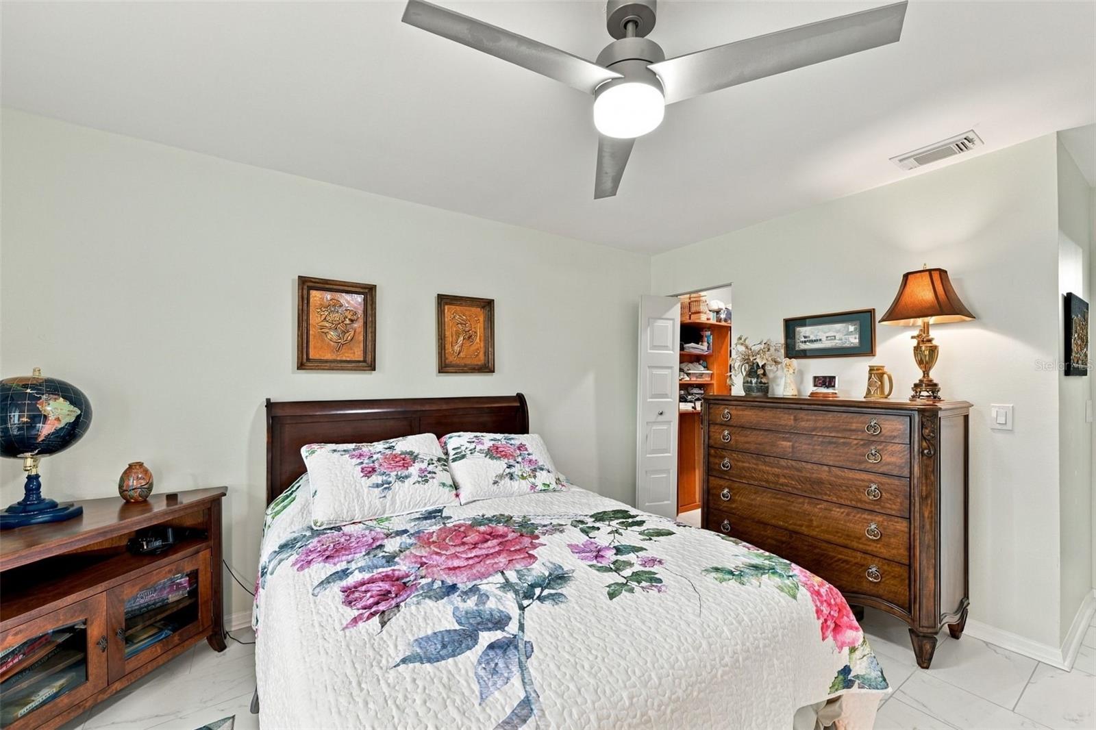 202 GLOUCESTER BLVD #357