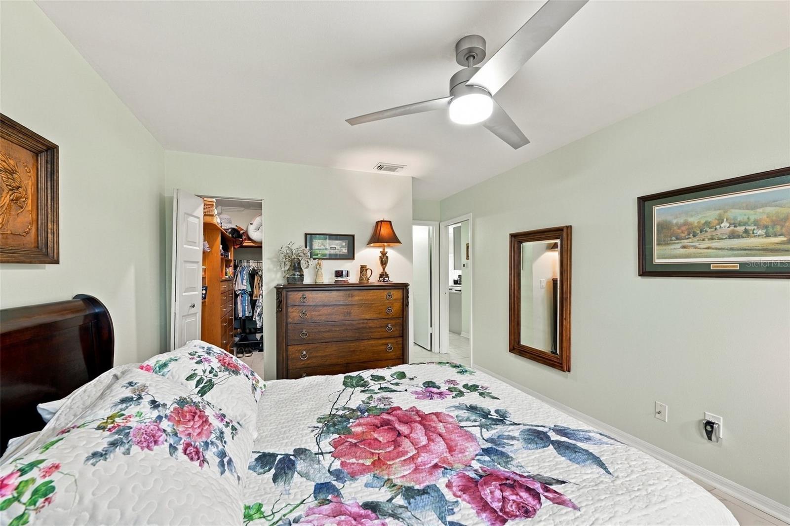 202 GLOUCESTER BLVD #357