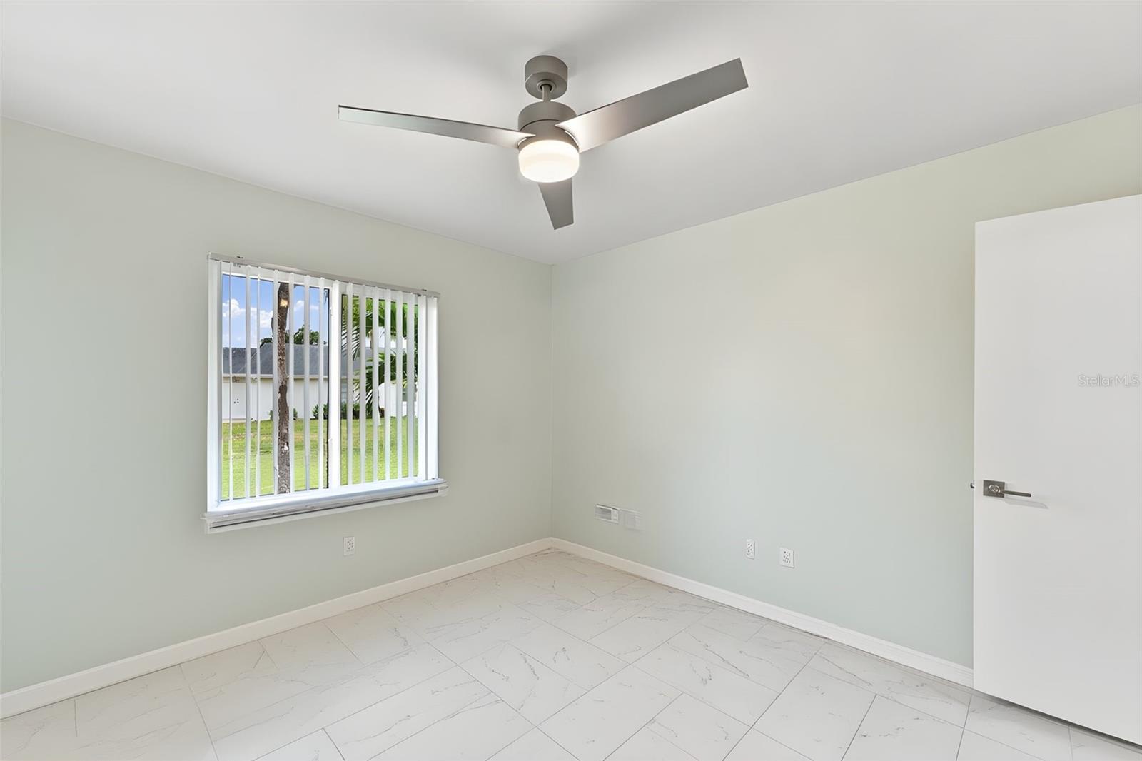 202 GLOUCESTER BLVD #357
