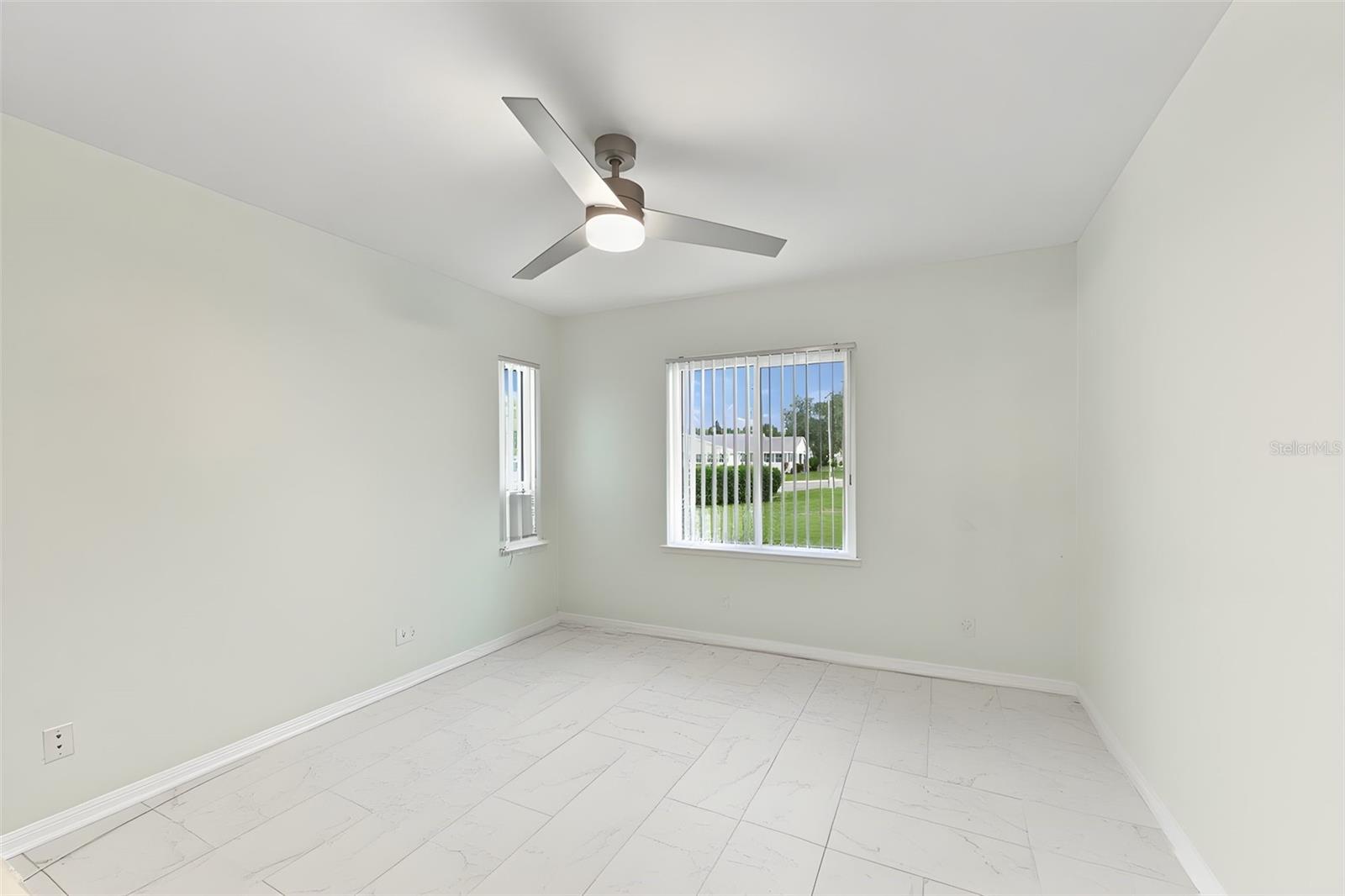202 GLOUCESTER BLVD #357