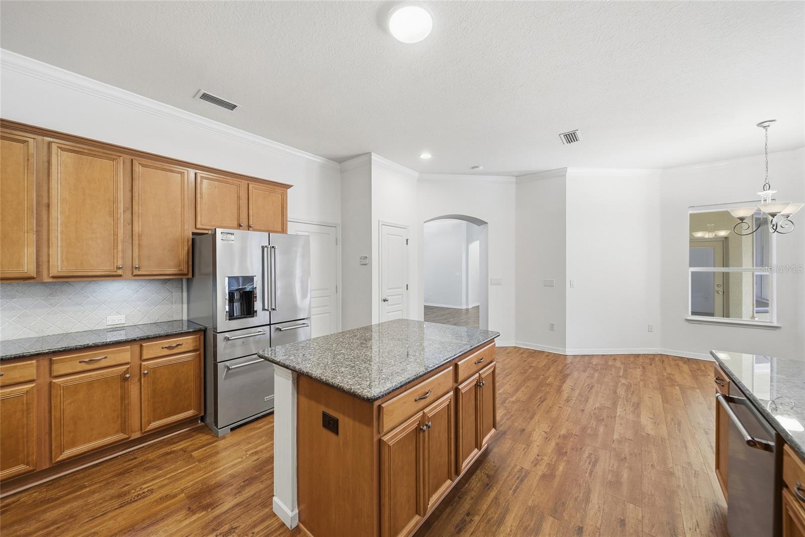 7137 DERWENT GLEN CIR