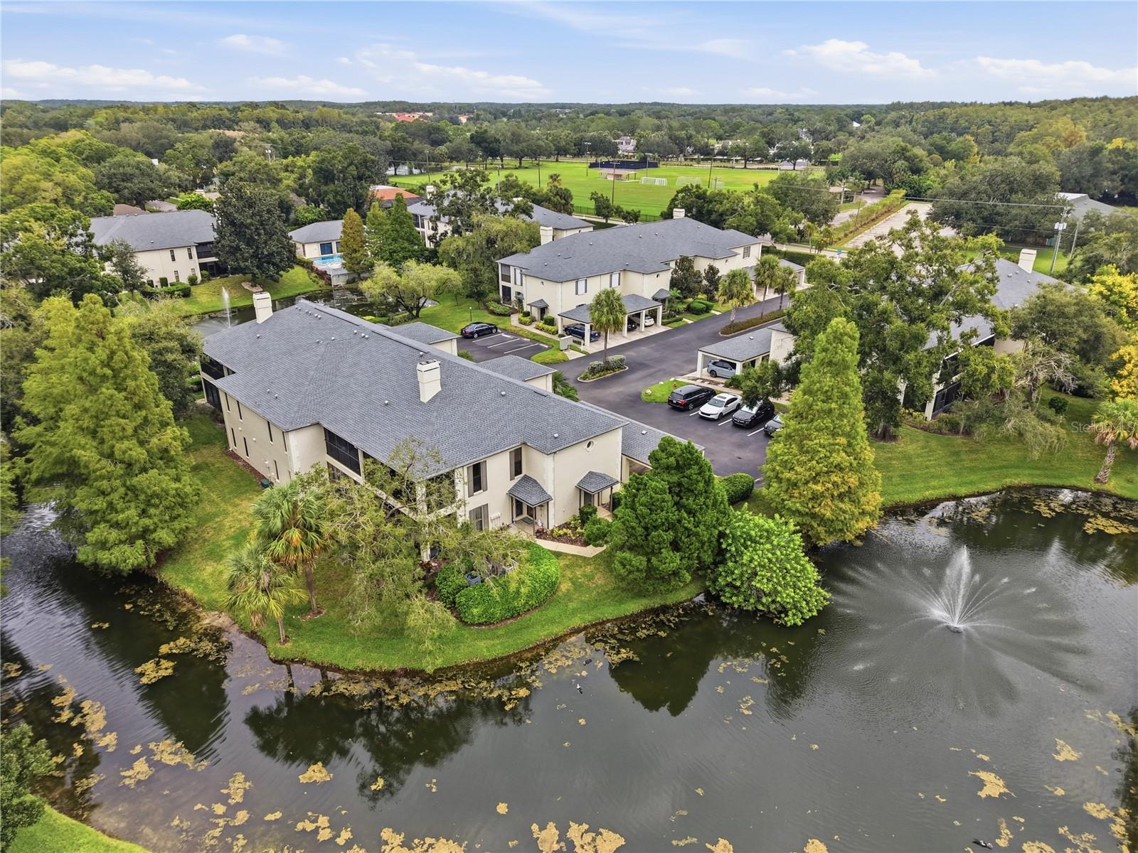 4520 SOUTHAMPTON CT #4520