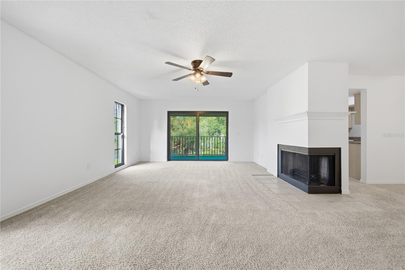 4520 SOUTHAMPTON CT #4520