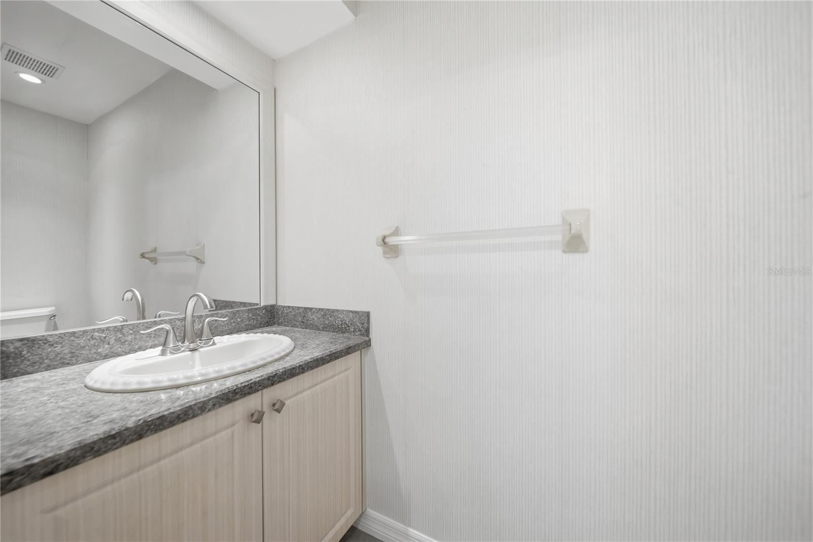 4520 SOUTHAMPTON CT #4520