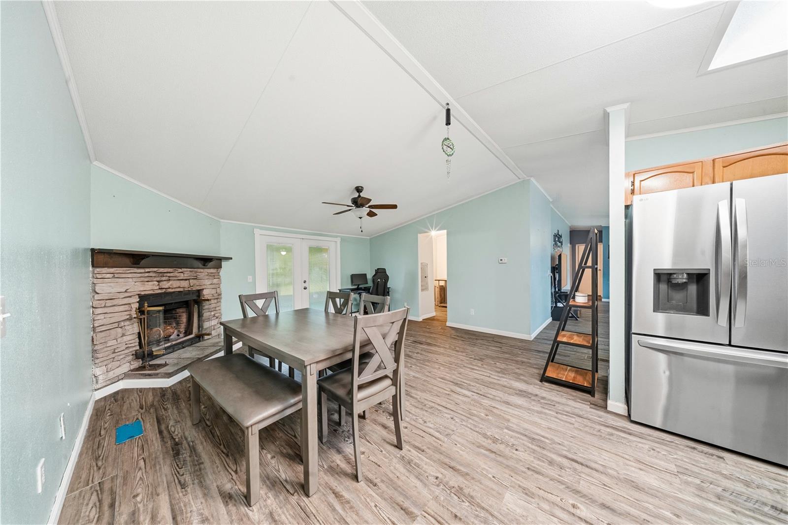 1903 ALTO LN