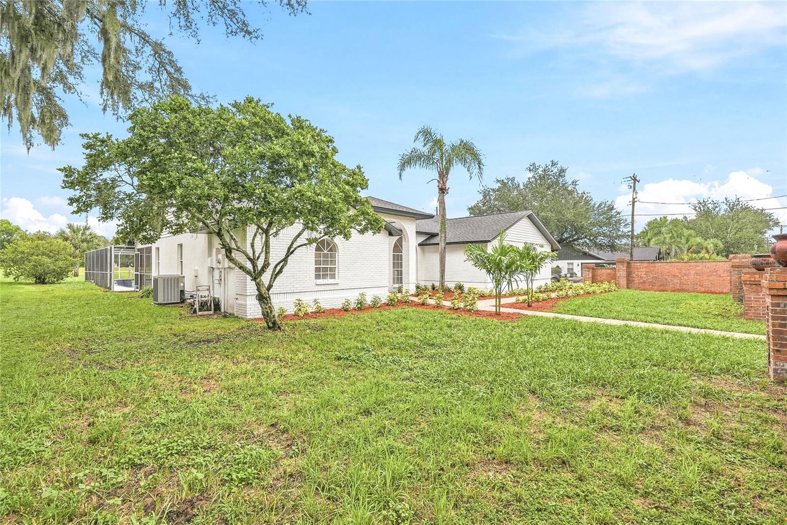2602 S MILLER RD